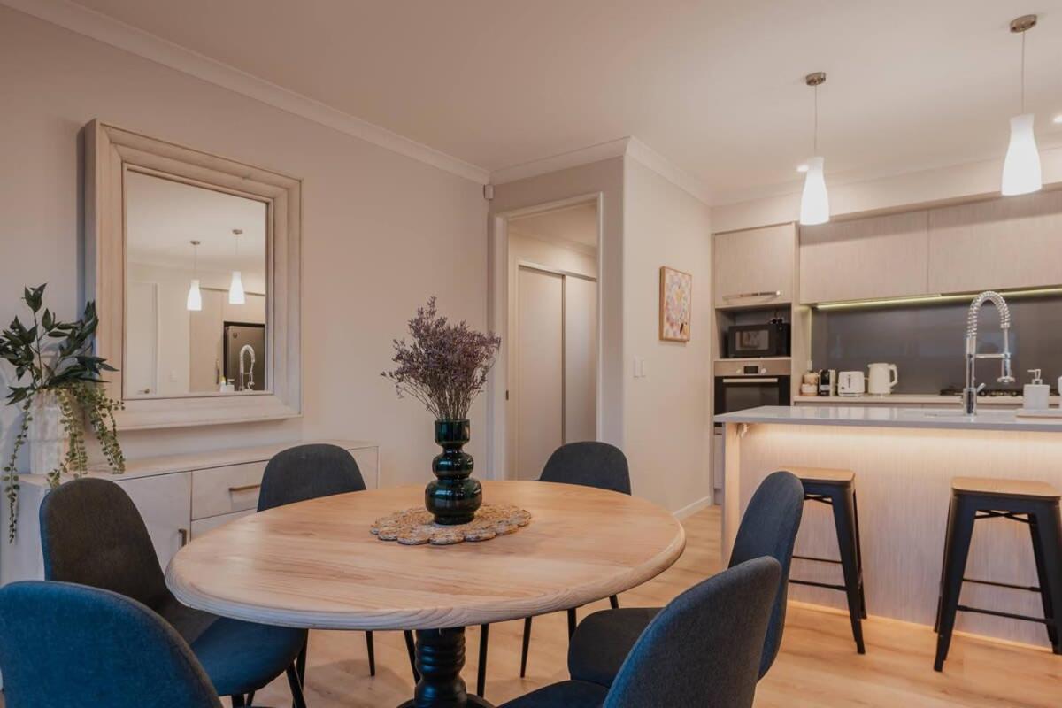Elegant 3Br Home On Mustang Avenue Christchurch Extérieur photo